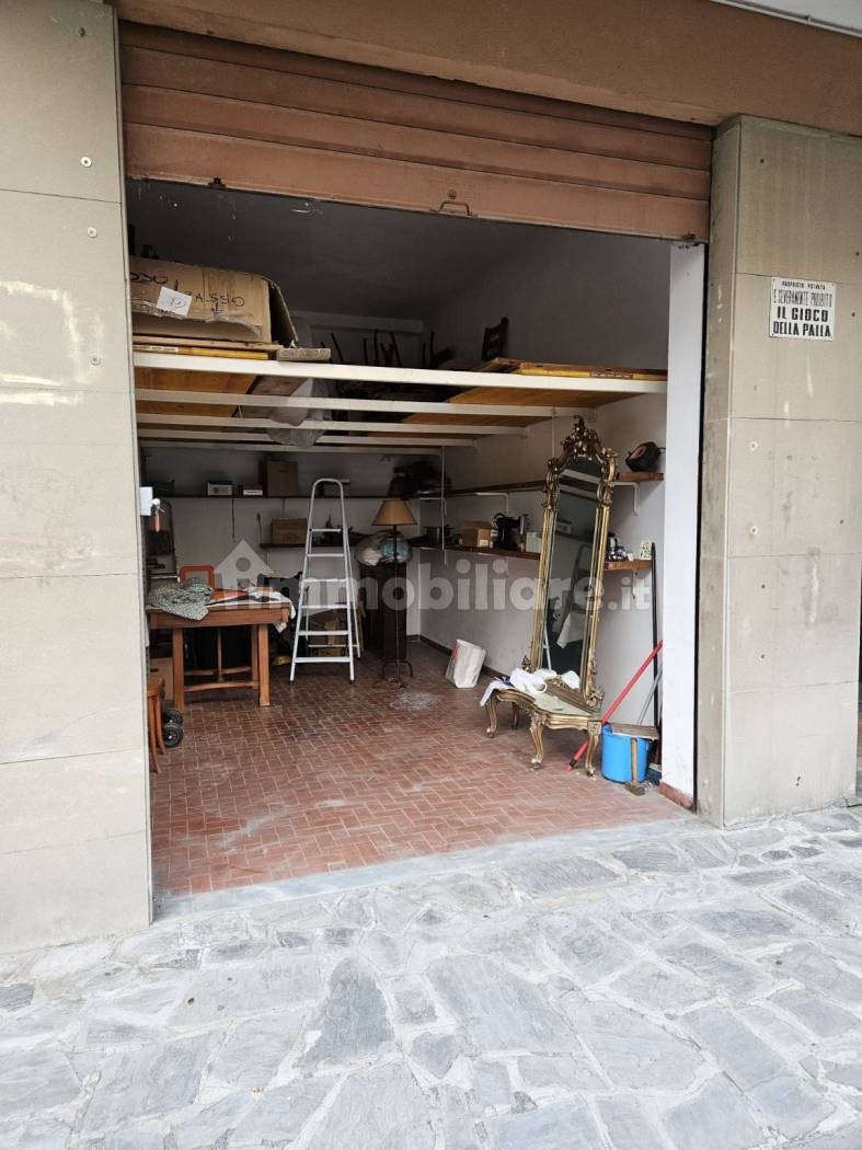 vendesi box auto a chiavari