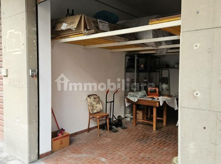 vendesi box auto a chiavari